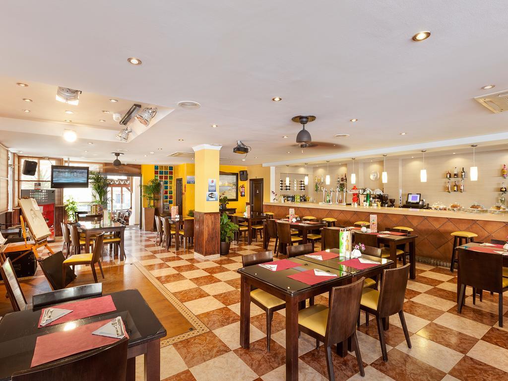 Crown Resorts Club Marbella ラ・カラ・デ・ミハス エクステリア 写真